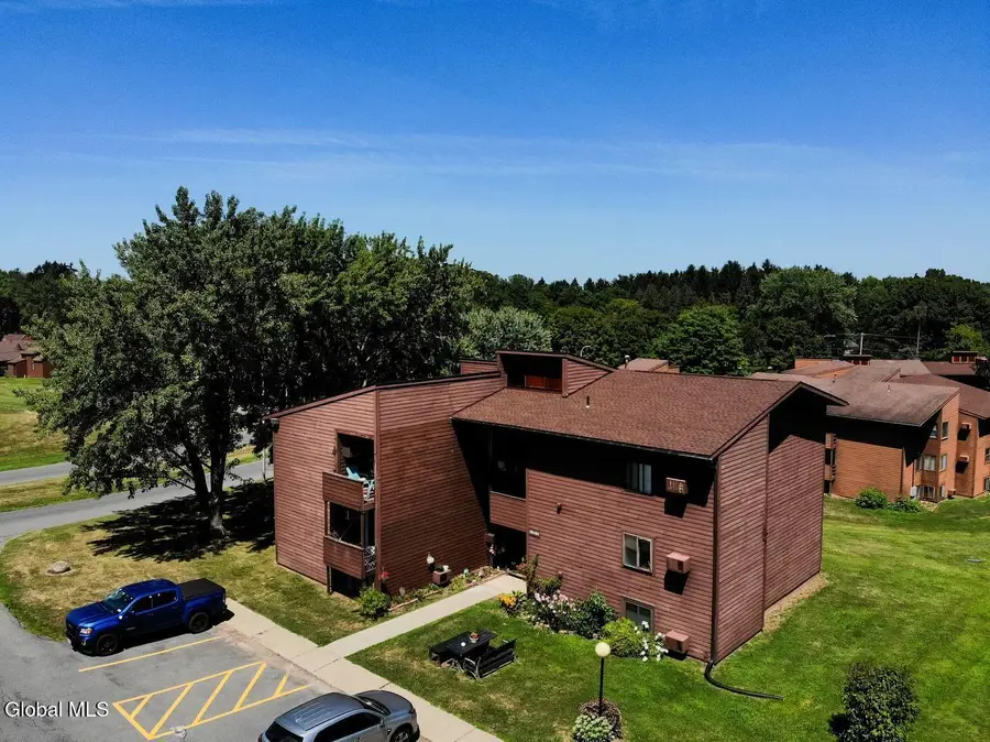 356 N Village Boulevard, Baldwinsville, NY 13027 - #2