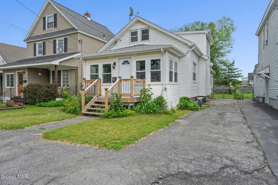 2726 Denver Avenue, Rotterdam, NY 12306 - #2