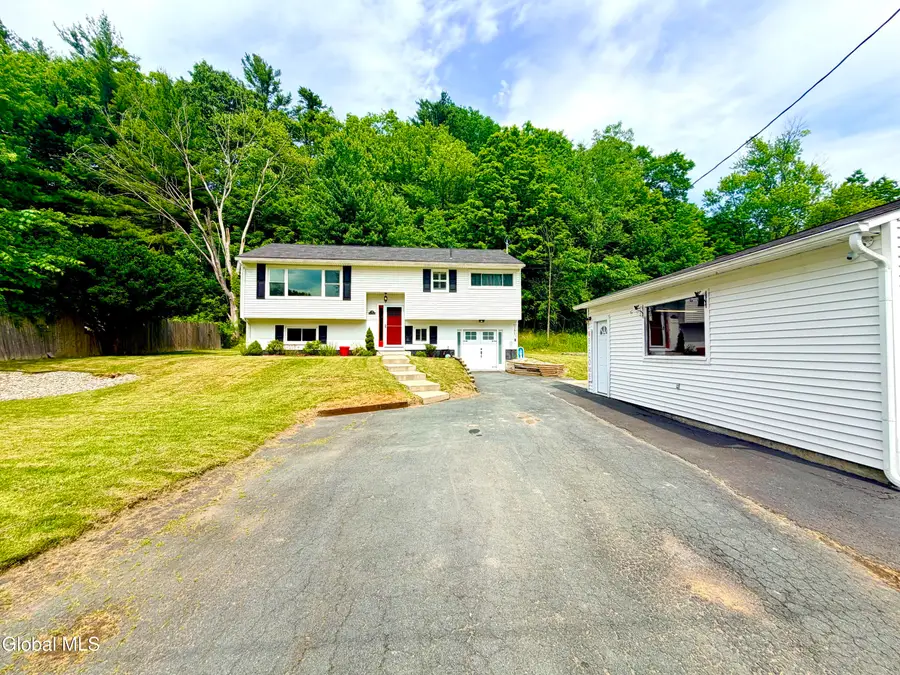 10 Williams Street, Wynantskill, NY 12198 - #2