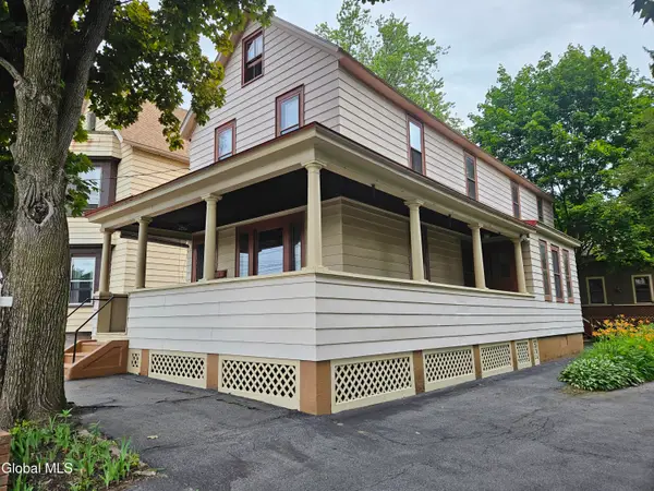 8 Schonowee Avenue, Scotia, NY 12302
