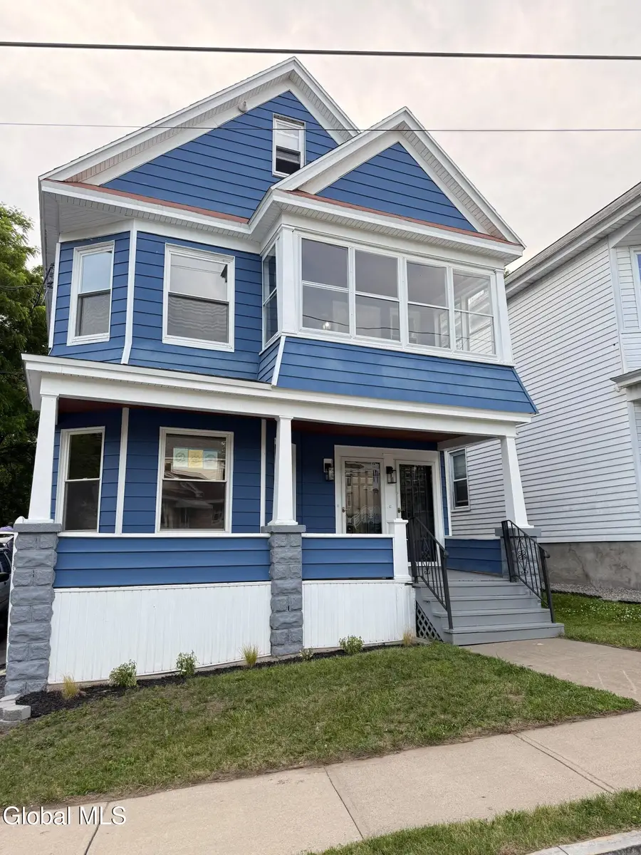 12 Lomasney Avenue, Schenectady, NY 12308 - #2