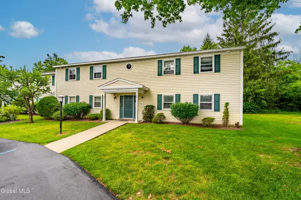 192 Cedarview Lane, Colonie, NY 12189