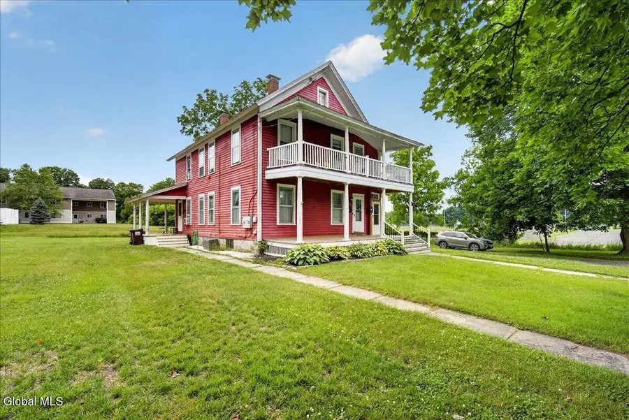 28 Woodlawn Avenue, Greenwich, NY 12834 - #2