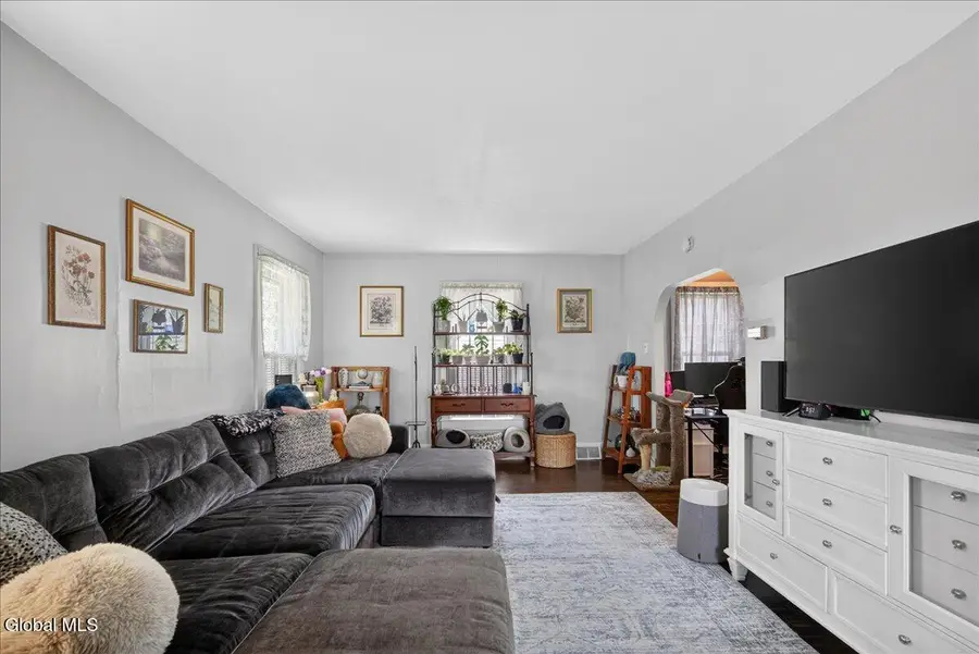 28 Woodlawn Avenue, Greenwich, NY 12834 - #3