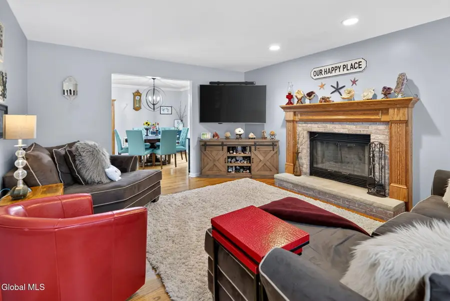 329 E Campbell Road, Rotterdam, NY 12303 - #3