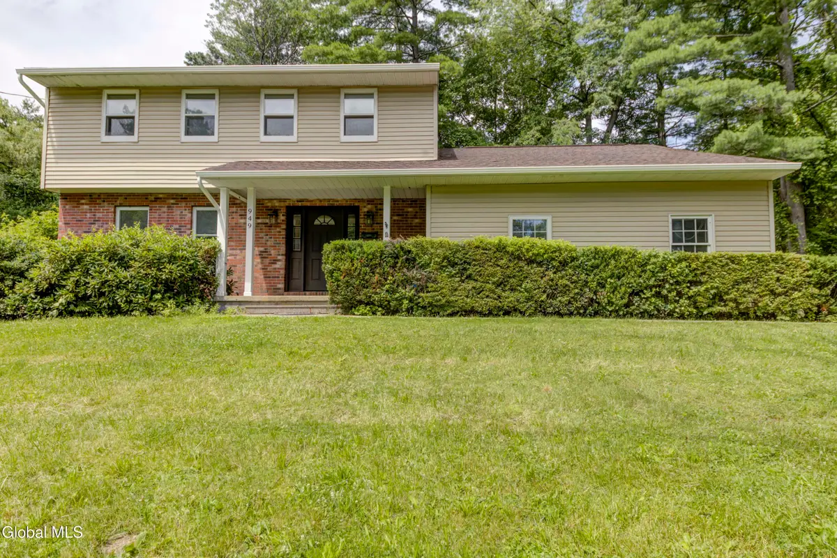 949 Morgan Avenue, Niskayuna, NY 12309 - #1