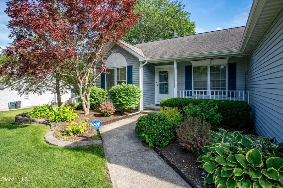 1118 Clute Crest Lane, Niskayuna, NY 12309 - #2