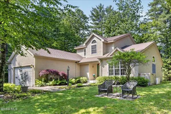 3 Bluebird Court, Saratoga Springs, NY 12866