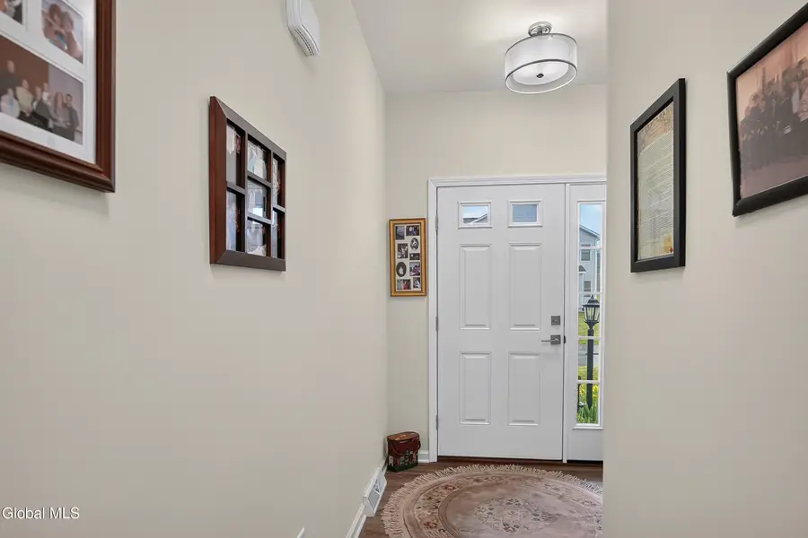 16 Joshua Place, Glenmont, NY 12077 - #3
