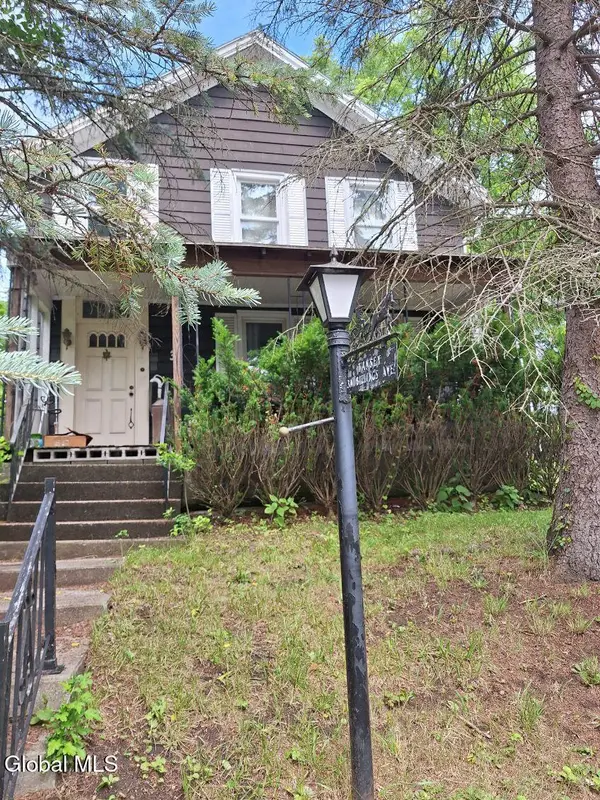 3 Billings Avenue, Troy, NY 12180