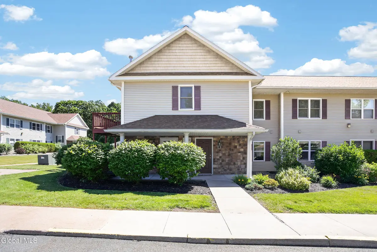 1200 Hillside Avenue #APT 702, Niskayuna, NY 12309 - #1
