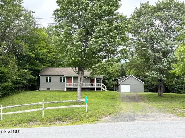 31 Chaisson Road, Newcomb, NY 12852