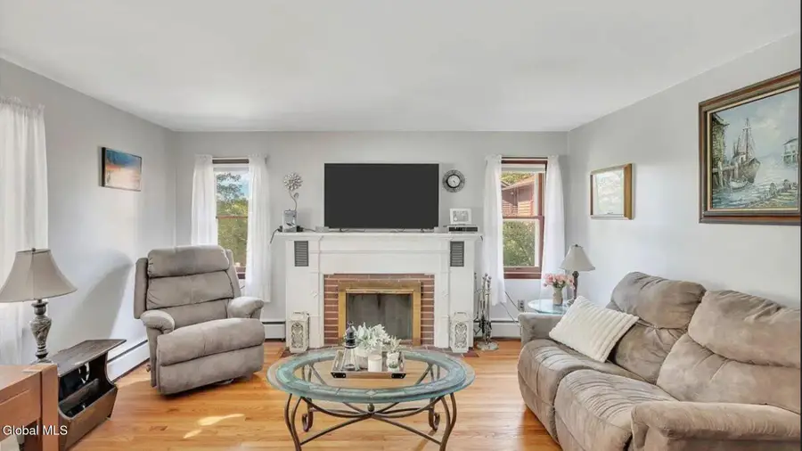 84 Worth Avenue, Hudson, NY 12534 - #3