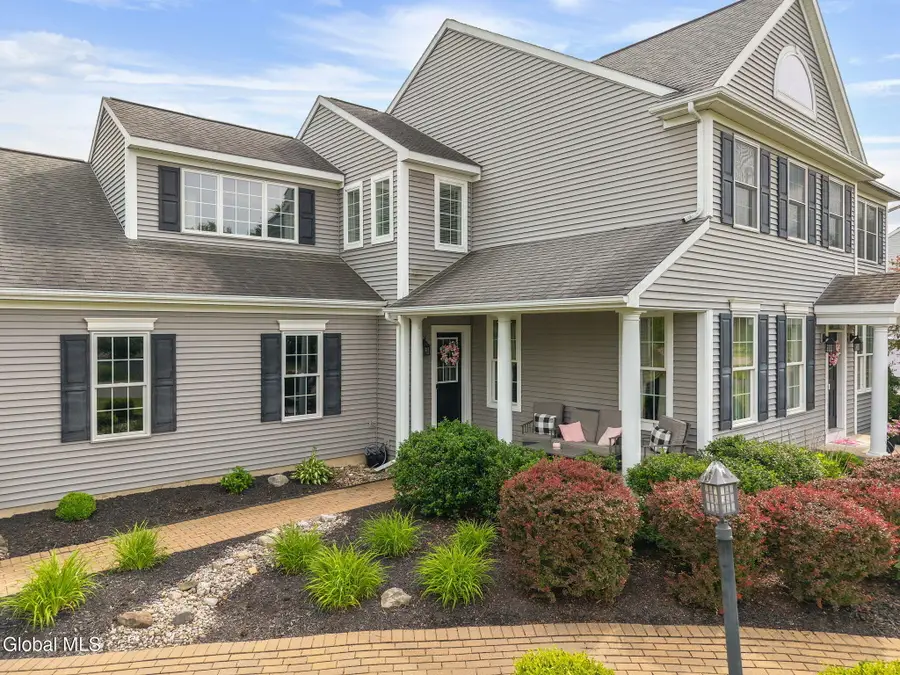 37 Farmview Lane, Halfmoon, NY 12188 - #3