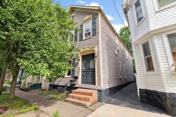 134 Front Street, Schenectady, NY 12305
