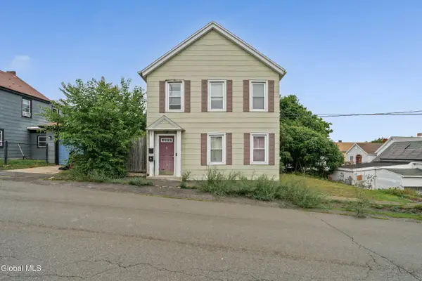 6 Hill Street, Waterford, NY 12188