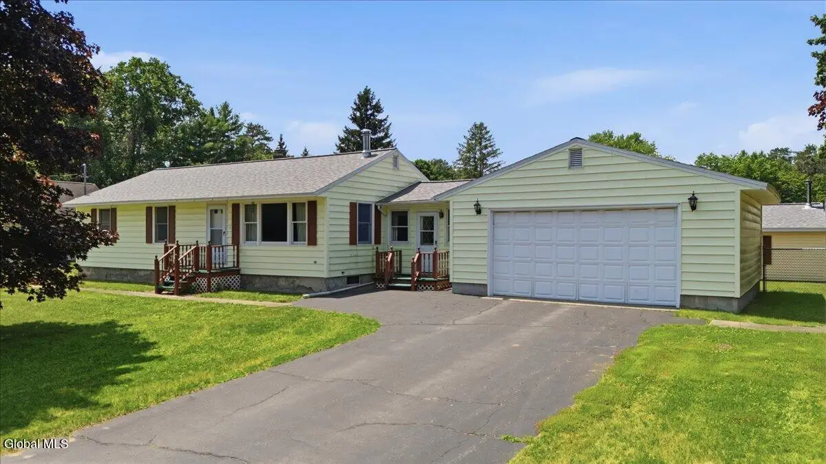 9 Lupine Lane, Queensbury, NY 12804 - #1