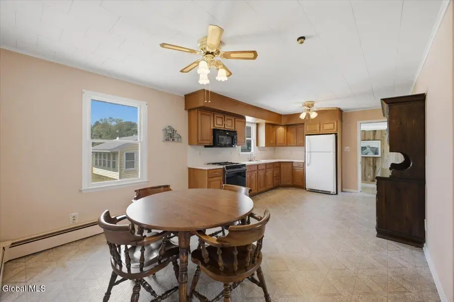 9 Lupine Lane, Queensbury, NY 12804 - #3