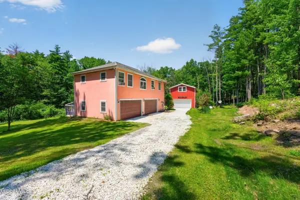 25 Hawthorne Hill Road, Chatham, NY 12024