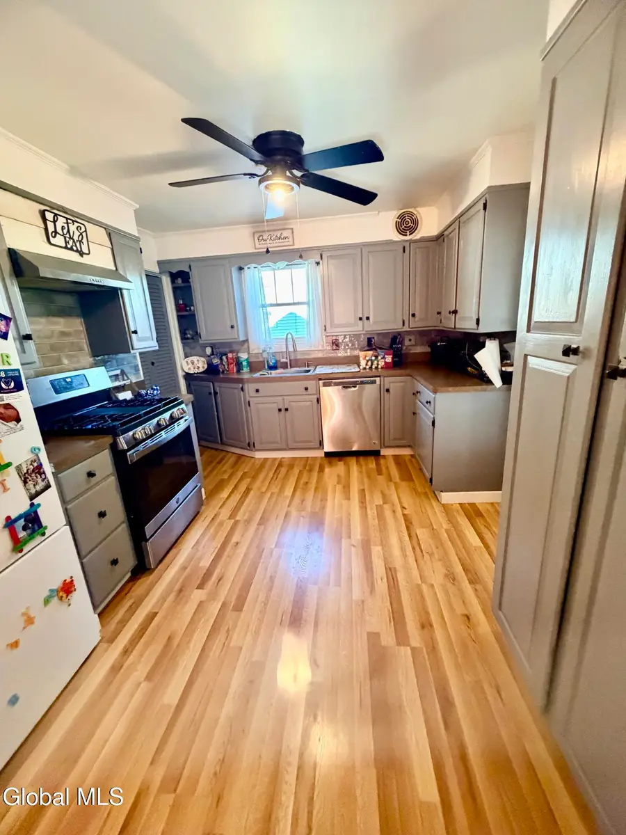 8 Harrison Street, Fort Edward, NY 12828 - #2