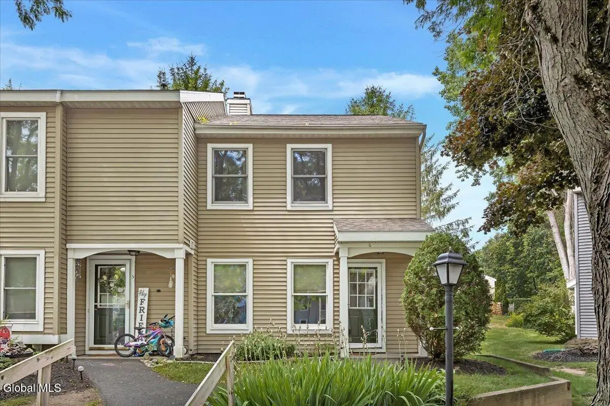 6 Wilton Court, Halfmoon, NY 12065 - #1