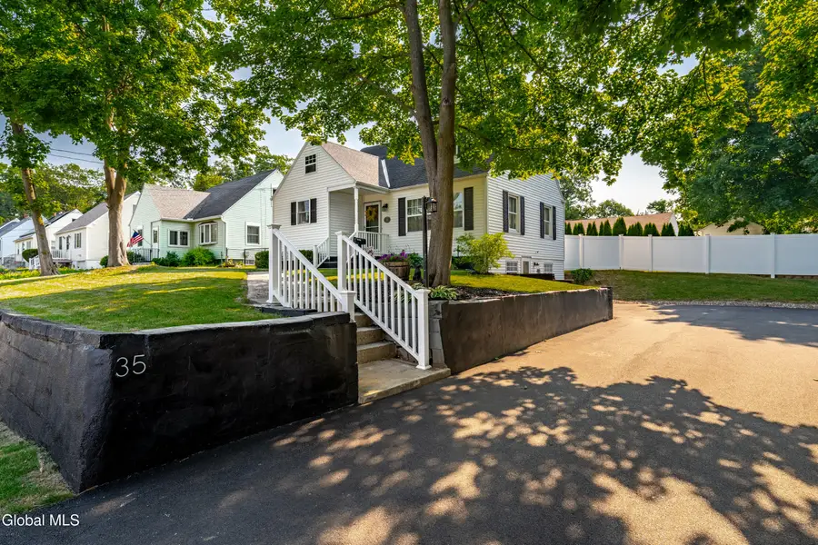 35 Vista Avenue, Latham, NY 12110 - #2