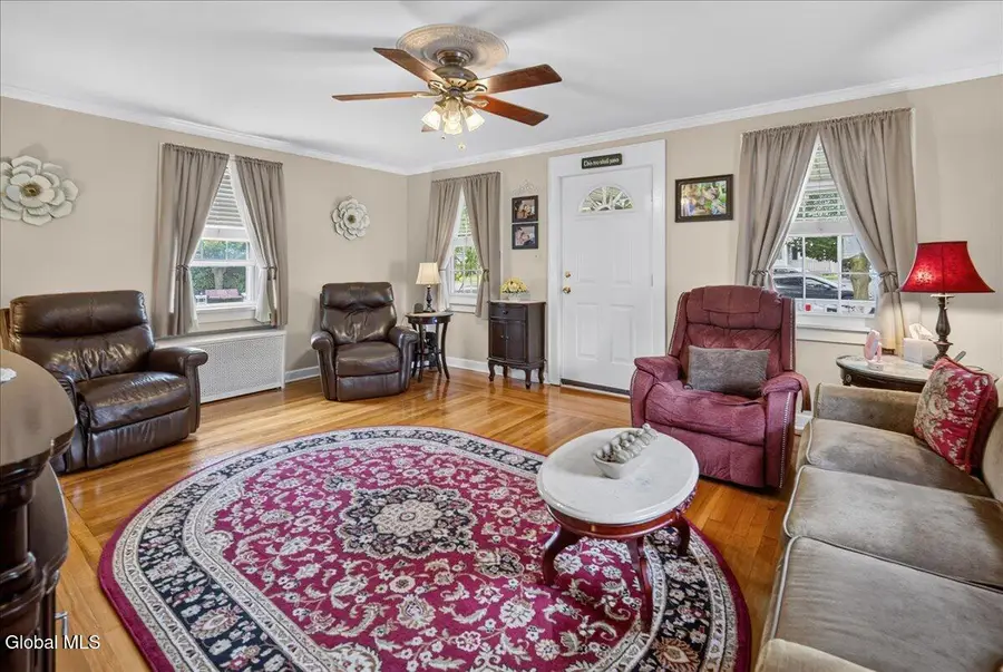 2047 Cedarlawn Avenue, Rotterdam, NY 12306 - #3