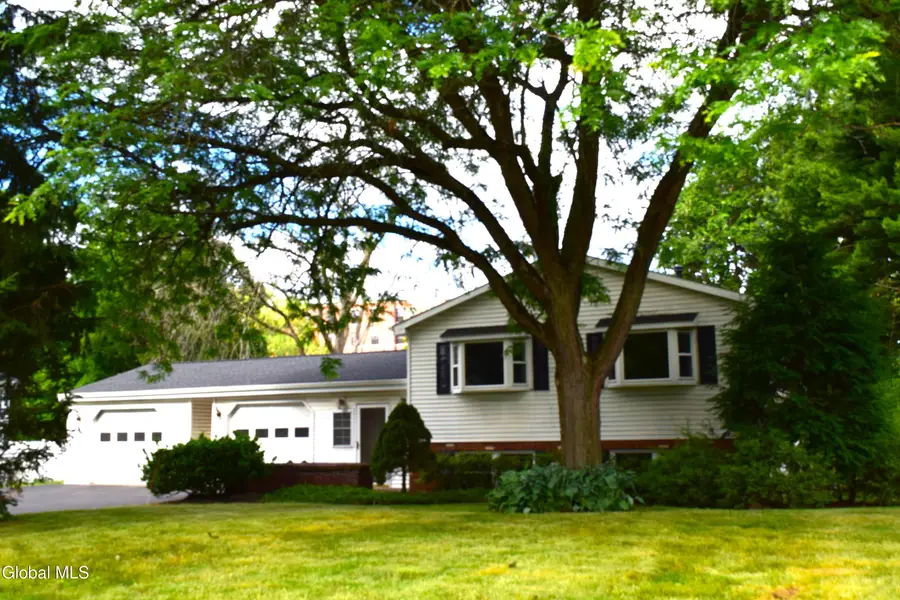 38 Marconi Drive, Latham, NY 12110 - #2