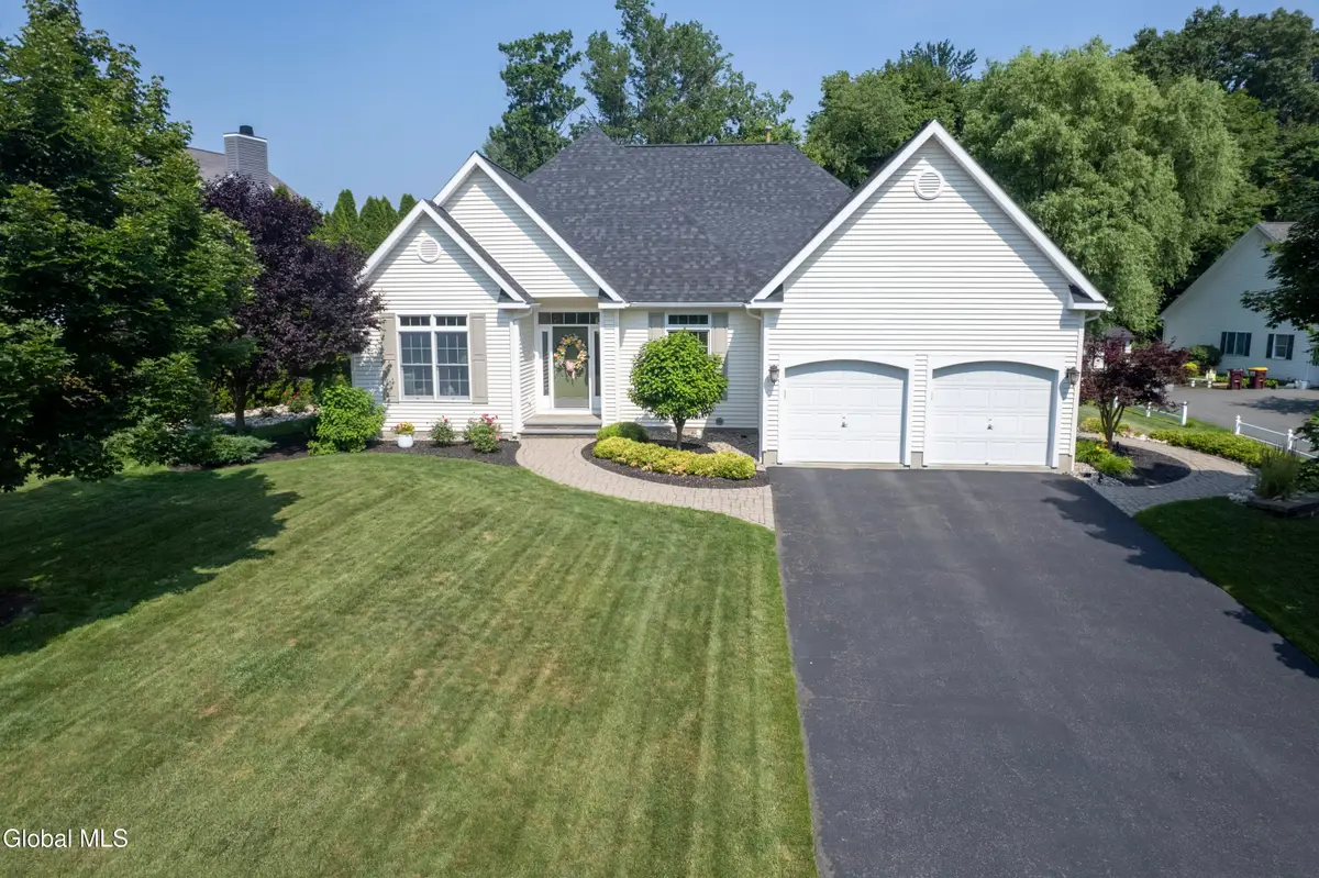 4 Sawyer Place, Cohoes, NY 12047 - #1