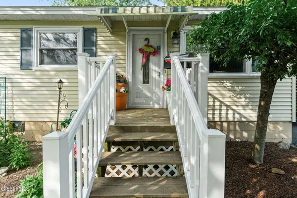 2525 Consaul Road, Schenectady, NY 12304