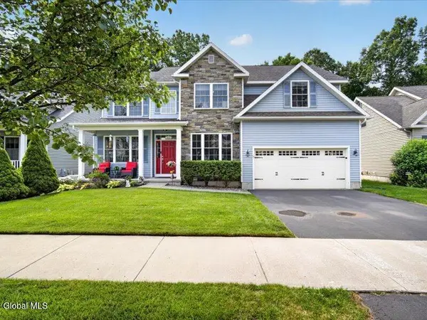 17 Forestbrook Drive, Ballston, NY 12019