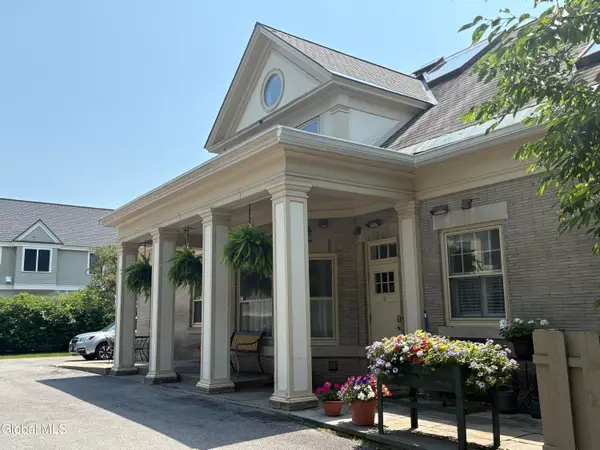 130 Regent Street # 202, Saratoga Springs, Inside, NY 12866