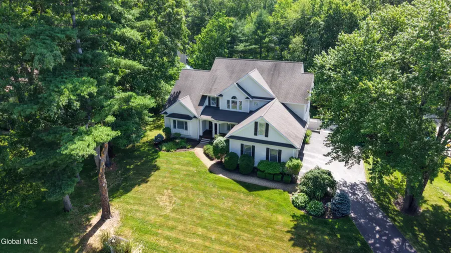 9 Sweetbriar Drive, Wilton, NY 12831 - #2