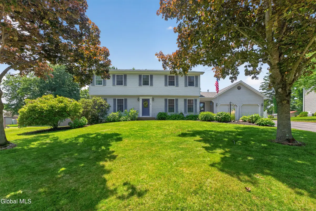 4 Stottle Lane, Glenville, NY 12302 - #1