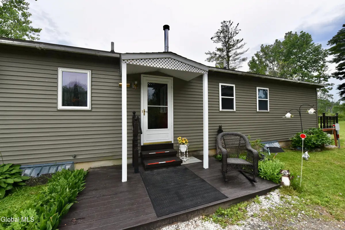 1252 Midline Road, Amsterdam, NY 12010 - #1