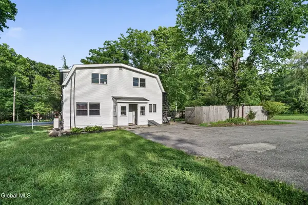 140 Blue Barns Road, Clifton Park, NY 12148