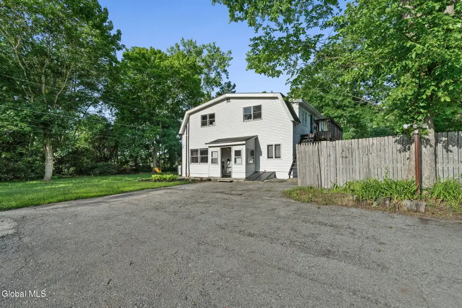 140 Blue Barns Road, Clifton Park, NY 12148 - #3
