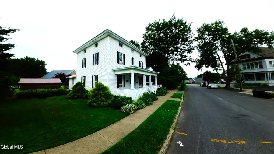 6 E Montgomery Street, Johnstown, NY 12095 - #3