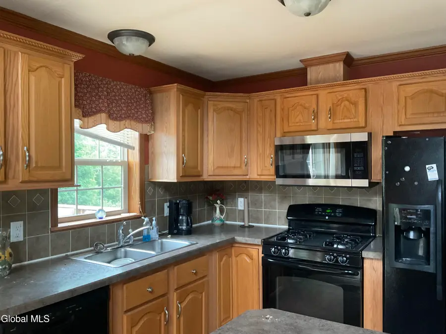 370 Johnson Hill Road, Hoosick Falls, NY 12090 - #2