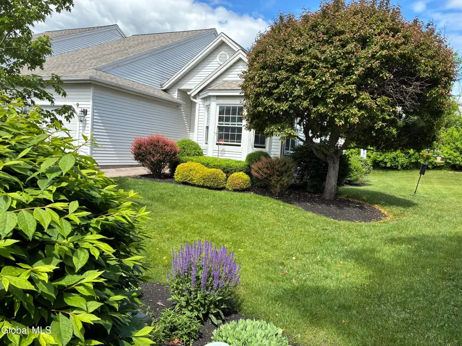 9 Hyland Circle, Troy, NY 12182 - #2