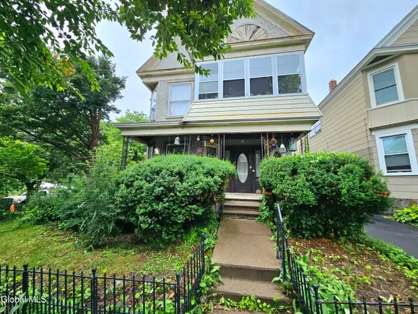 1701 Lenox Road, Schenectady, NY 12308