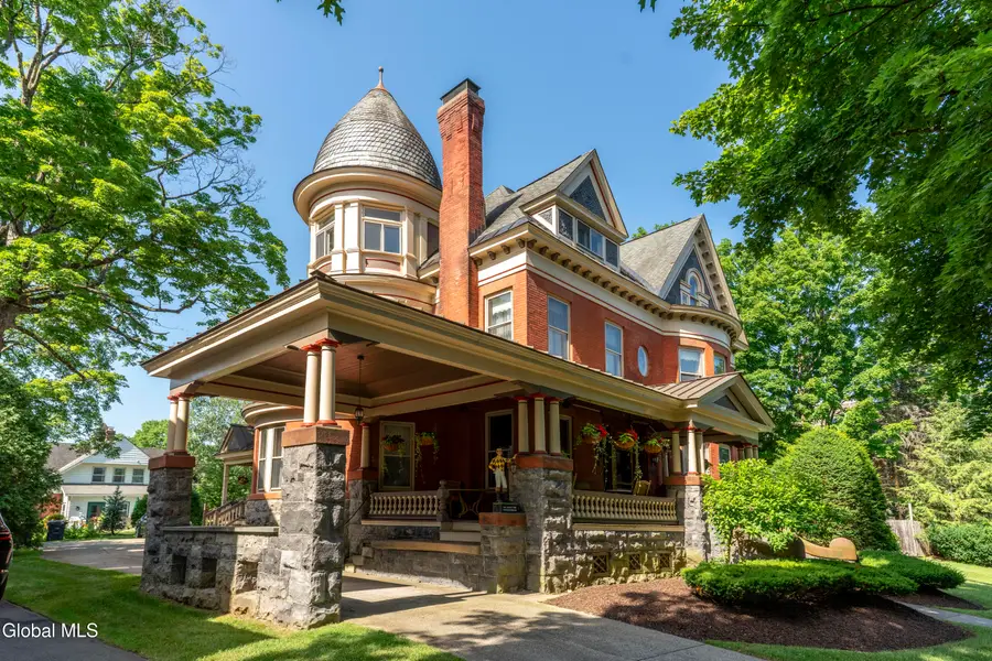 84 Union Avenue, Saratoga Springs, NY 12866 - #2