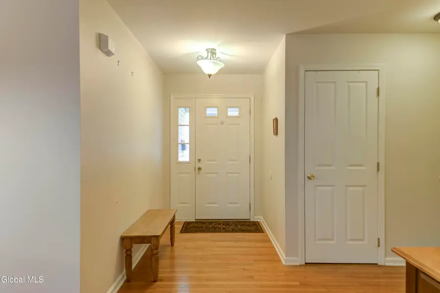 2419 Jaffrey Street, Niskayuna, NY 12309 - #3