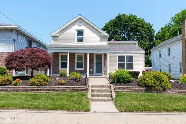 809 Thompson Street, Schenectady, NY 12306
