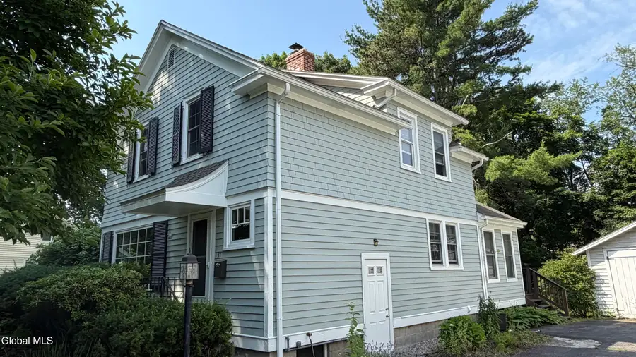 31 Oakwood Place, Bethlehem, NY 12054 - #2