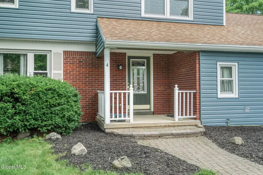 4 Carlyle Court, Malta, NY 12019 - #2