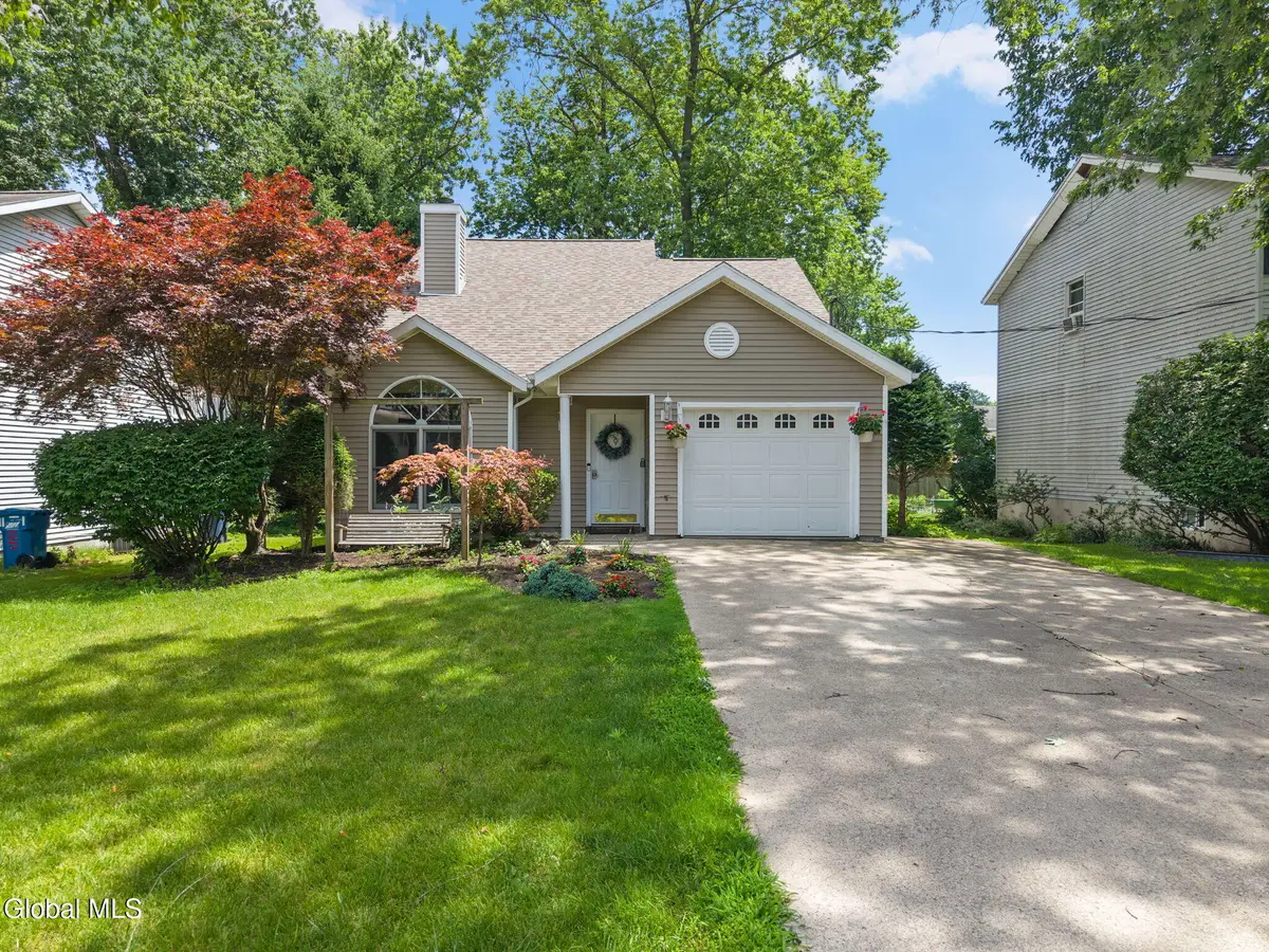 1407 Chestnut Street, Colonie, NY 12189 - #1