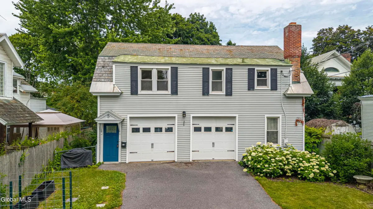 5 Grant Avenue, Glens Falls, NY 12801 - #1