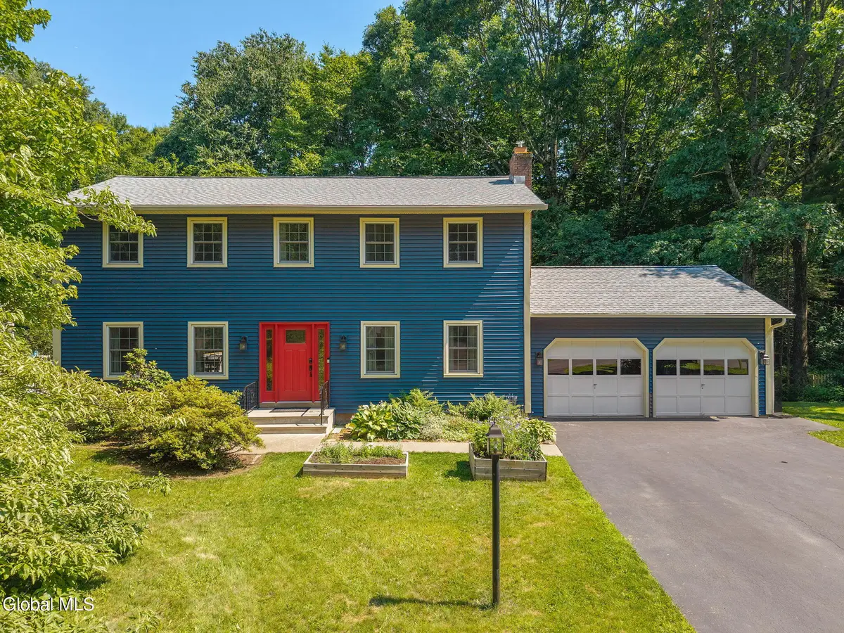 20 Bellflower Road, Ballston Spa, NY 12020 - #1