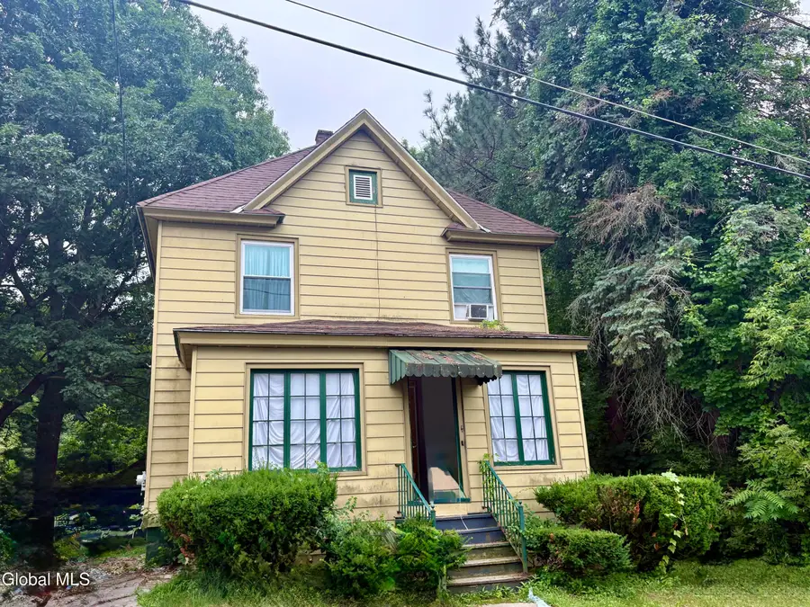 36 Eagle Street, Gloversville, NY 12078 - #2